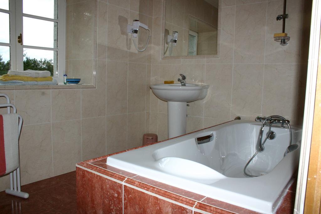 La Roche-en-Brenil Domaine De Clermont Bed & Breakfast 部屋 写真